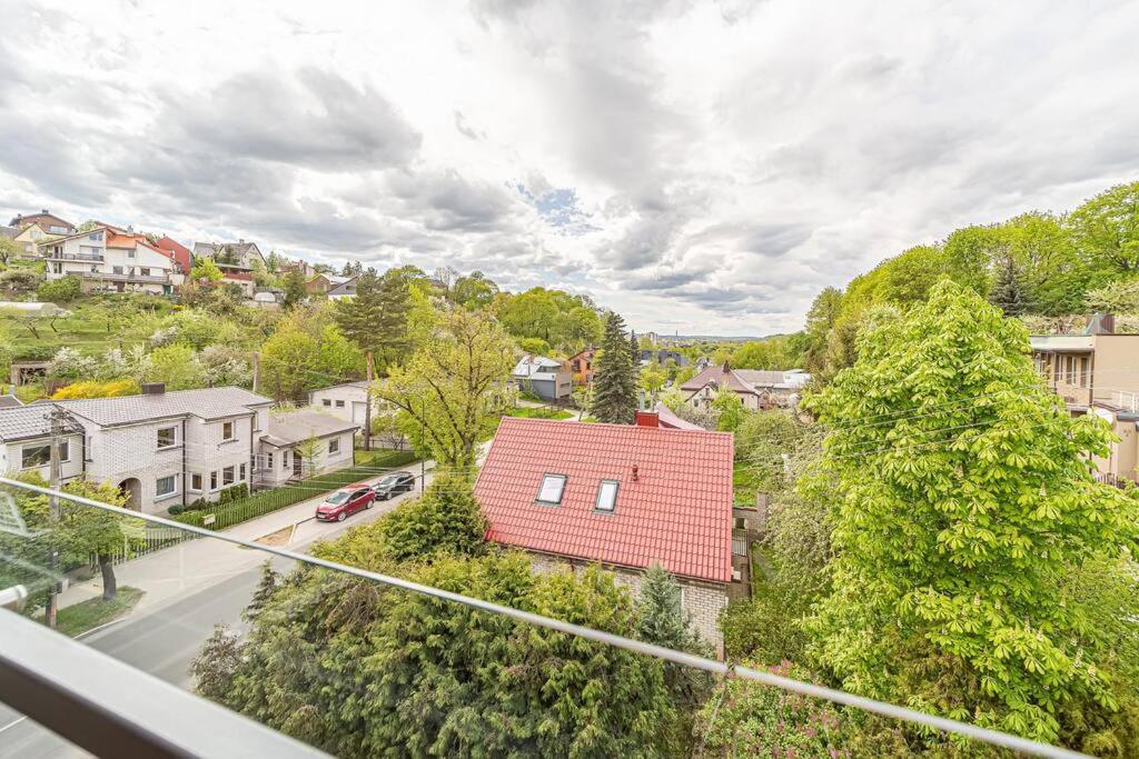 Sky Apartment With Free Parking And Balcony & Ac Kaunas Exterior foto