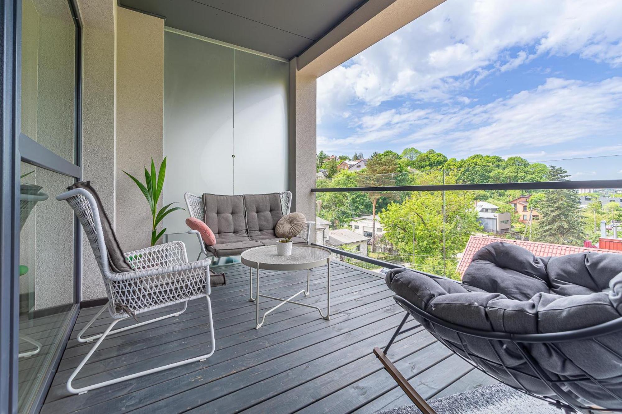 Sky Apartment With Free Parking And Balcony & Ac Kaunas Exterior foto